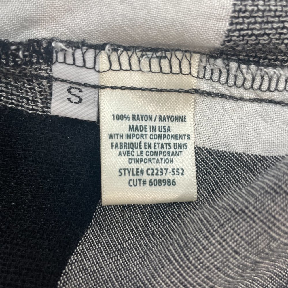 Cloth & Stone Top Small Black White‎ Buffalo Check Split-Back Fray Hem Button-Up - Picture 14 of 14